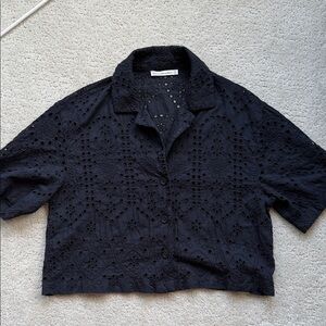 Abercrombie & Fitch Black Eyelet Button-Front Short Sleeve Top